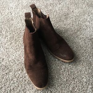 Brown chelsea boots